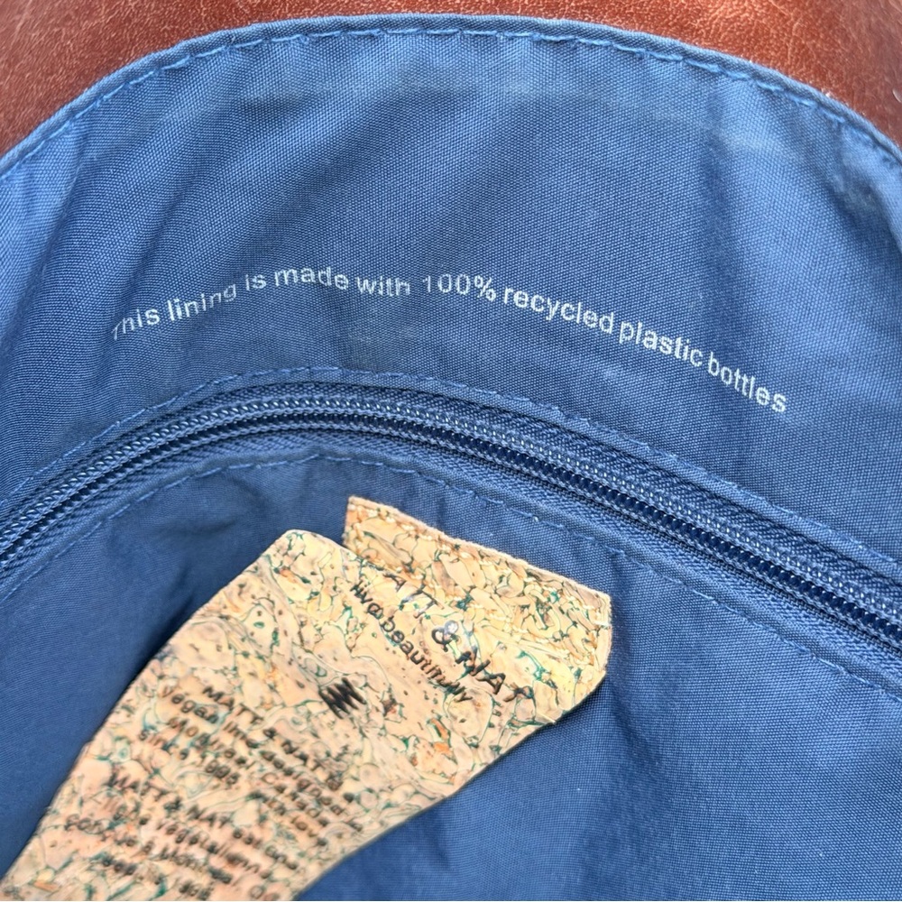 Matt & Nat Vegan Leather Handbag Large in Cruelty Free Leather - Picture 10 of 16
